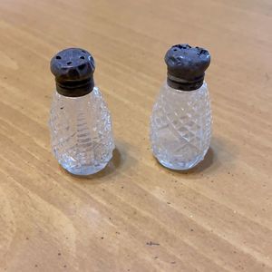 Vintage Early 1900s Glass Cut Diamond Star Patterned Salt & Pepper Shaker Set